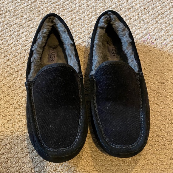 UGG Men’s New Black Ascot Corduroy II Driver (Men) US Size 9 - Picture 1 of 10